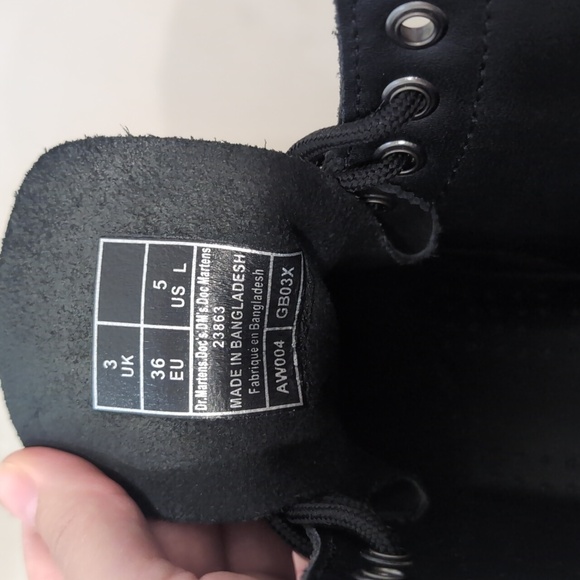 Doc Martens sz 5 - Picture 9 of 11